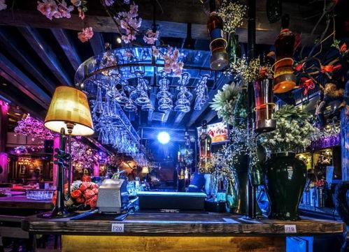 繁花酒吧吃瓜,揭秘网红酒吧的吃瓜现场